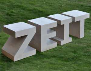 OGGI-Beton: Betonbuchstaben