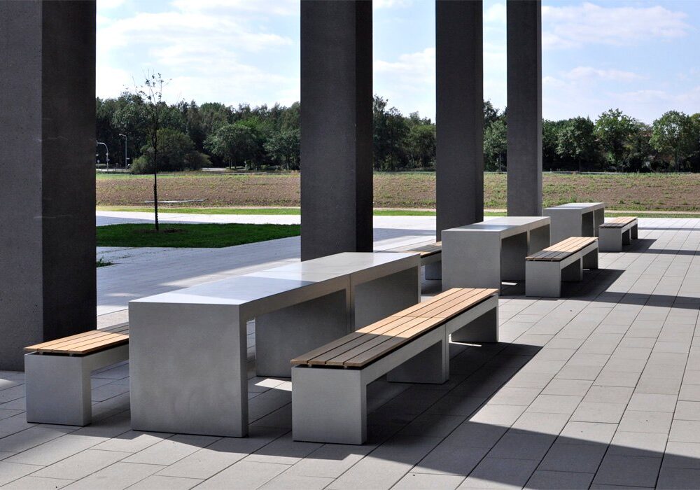 OGGI-Beton: Betontisch und Betonbank SAN VITO