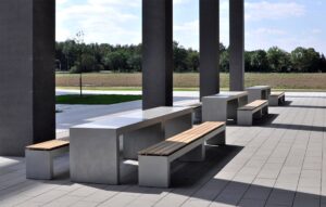 OGGI-Beton: Betontisch und Betonbank SAN VITO