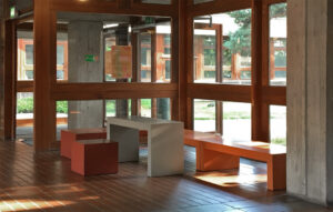 OGGI-Beton: Brandschutzmöbel, Beton-Schule