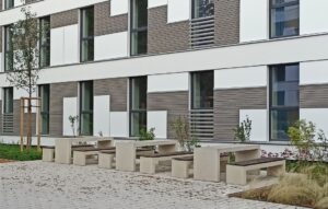 Beton Tisch und Bank mit Holzauflage Kombination